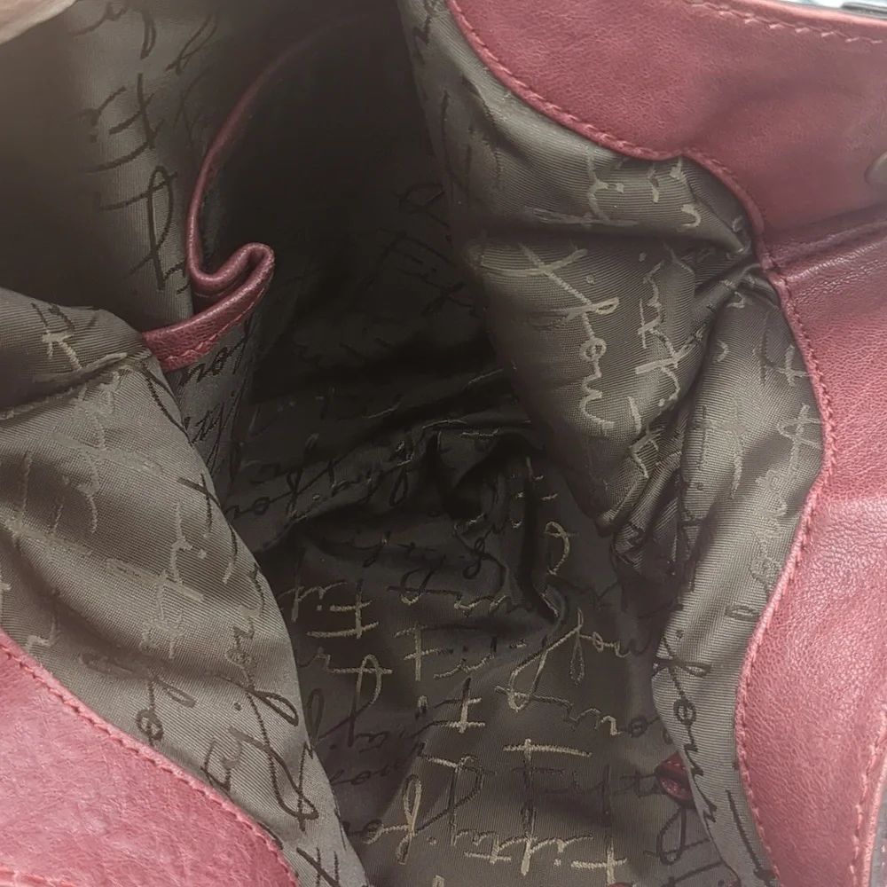 Fossil 54 Burgundy Hobo